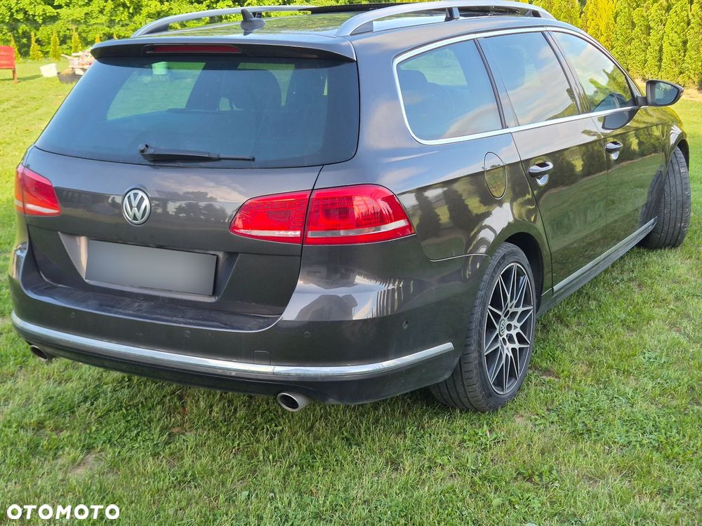 Volkswagen Passat 2.0 TDI 4Mot Highline DSG - 11