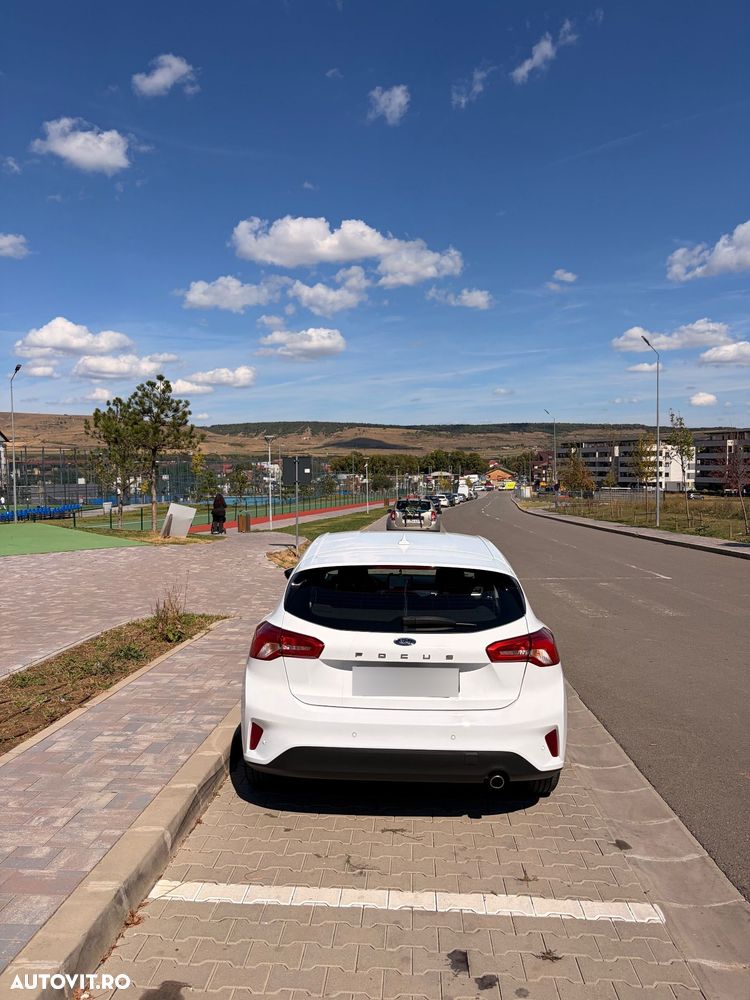 Ford Focus 1.5 EcoBlue Connected - 6