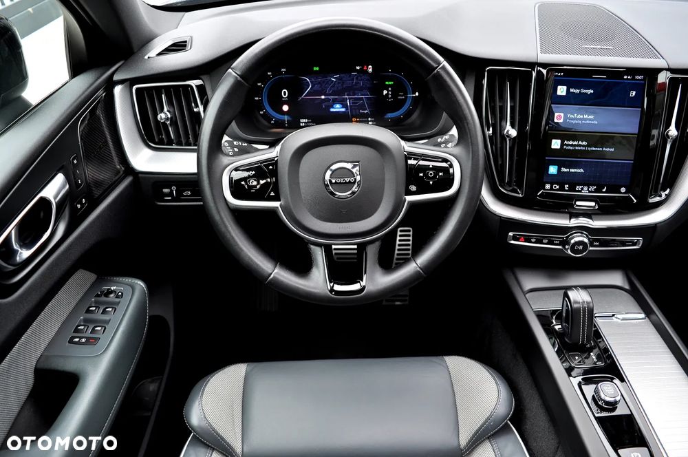 Volvo XC 60 T6 AWD Recharge Geartronic RDesign - 15