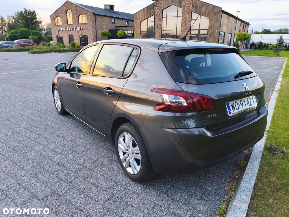 Peugeot 308 1.6 e-HDi Active S&S - 9