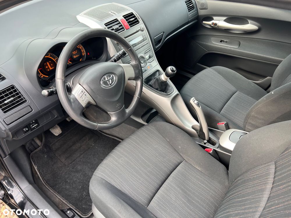 Toyota Auris 1.4 D-4D Edition - 14