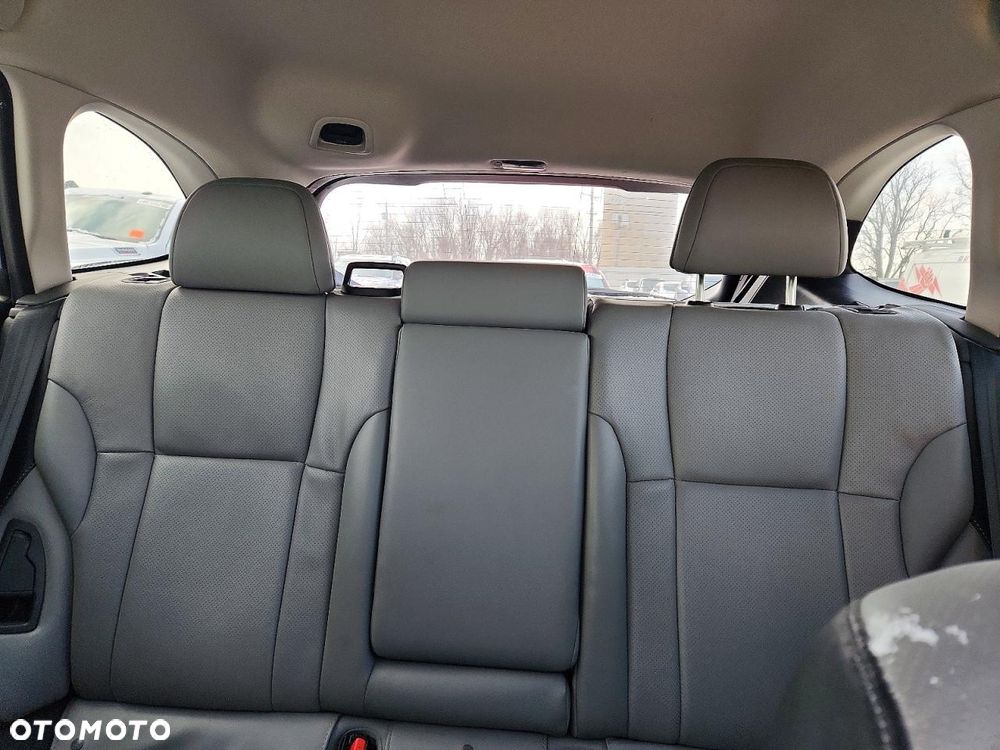 Subaru Outback 2.5i Exclusive - 9