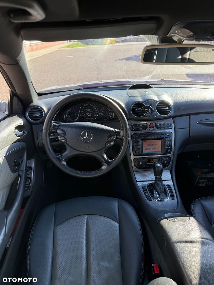 Mercedes-Benz CLK - 14