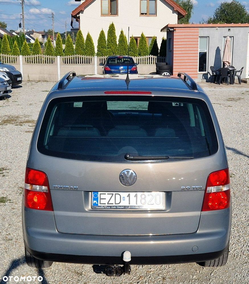 Volkswagen Touran 2.0 TDI Q-Line - 33
