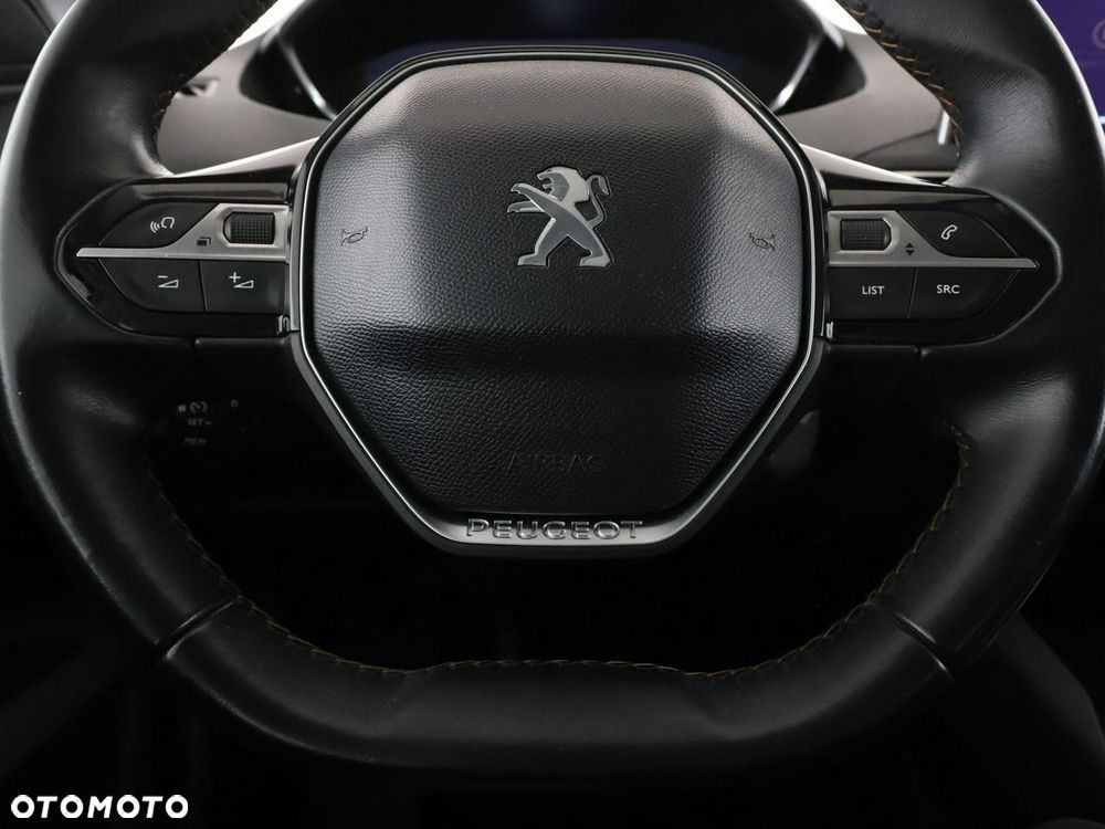 Peugeot 3008 - 22