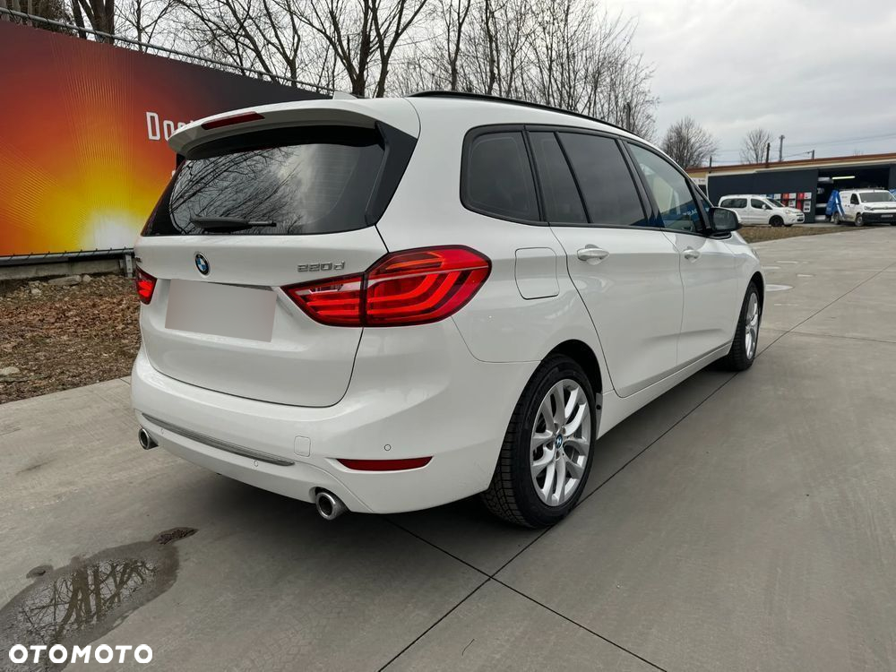BMW Seria 2 220d Gran Tourer xDrive - 10