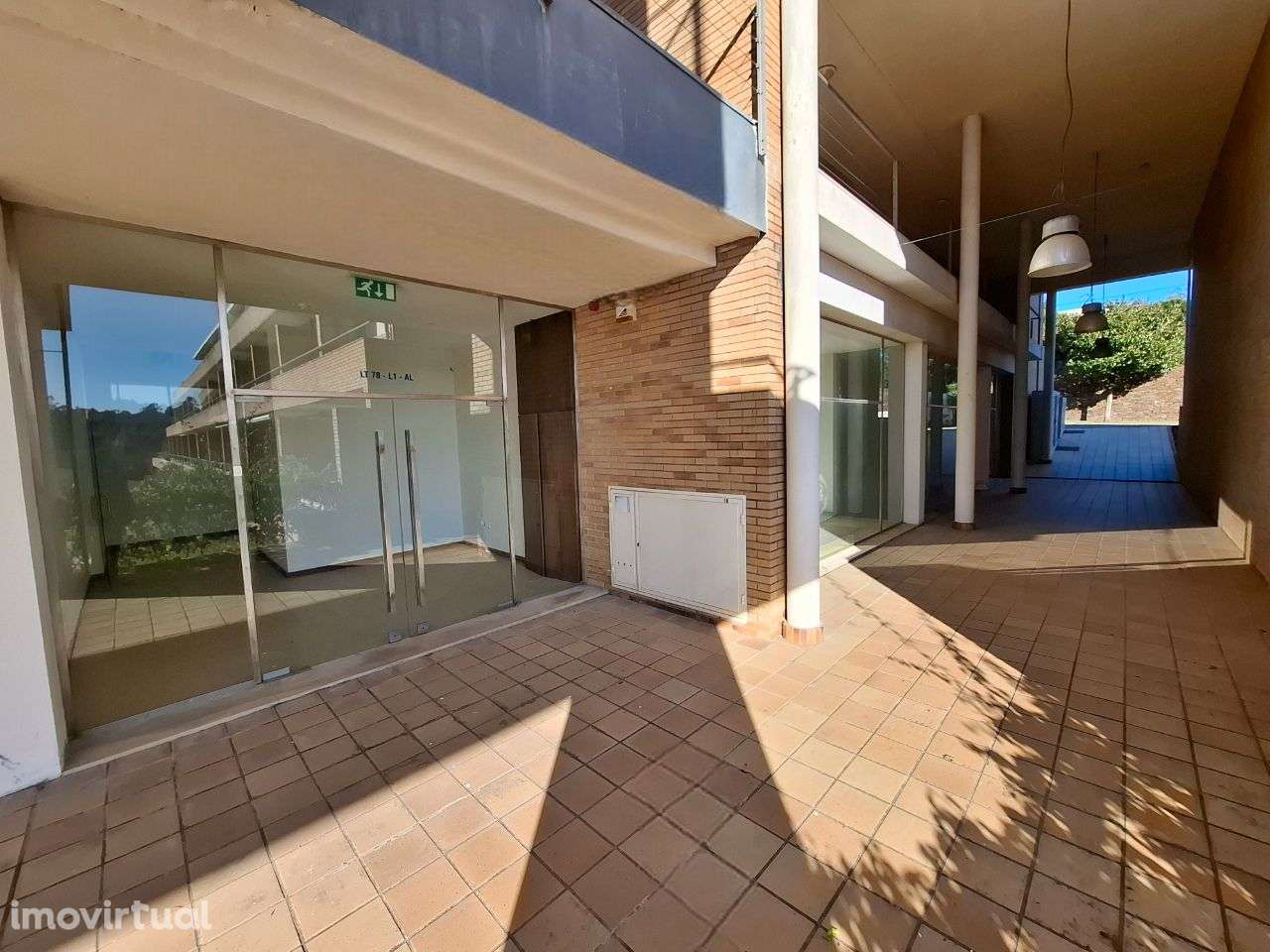 Quinta da Barca - Escritório com 250 m2 - Grande imagem: 3/49