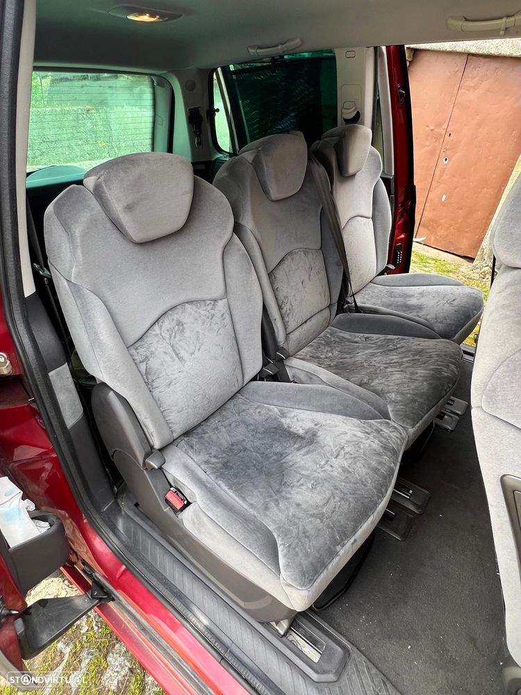 Citroën C8 2.2 HDi Exclusive - 8
