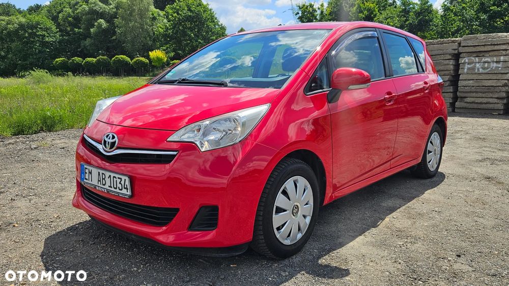 Toyota Verso S - 1