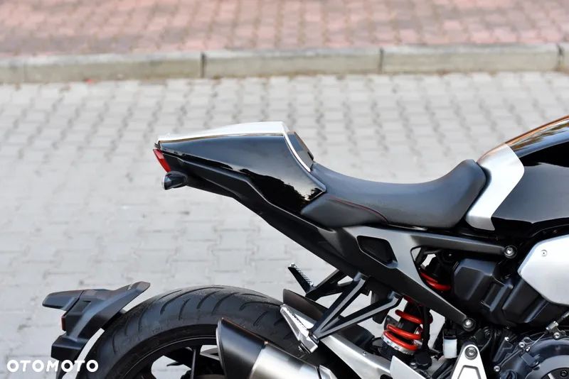Honda CB - 11