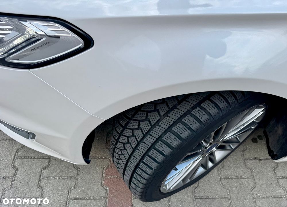 Ford Mondeo Vignale 2.0 TDCi 4WD PowerShift - 24