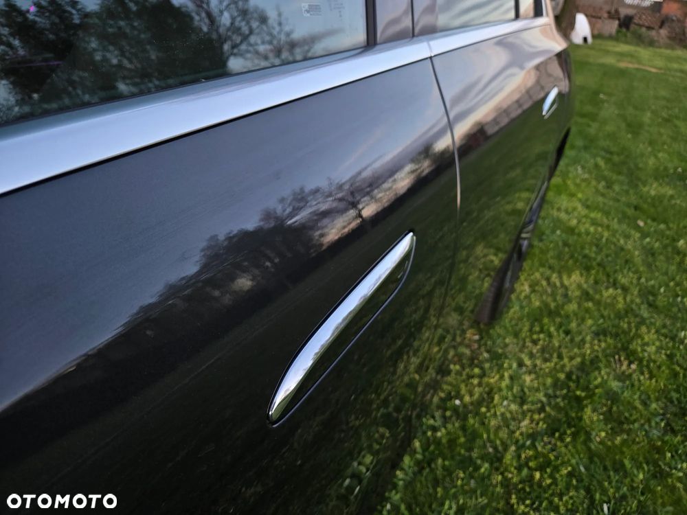 Mercedes-Benz Klasa E 300 Avantgarde - 19