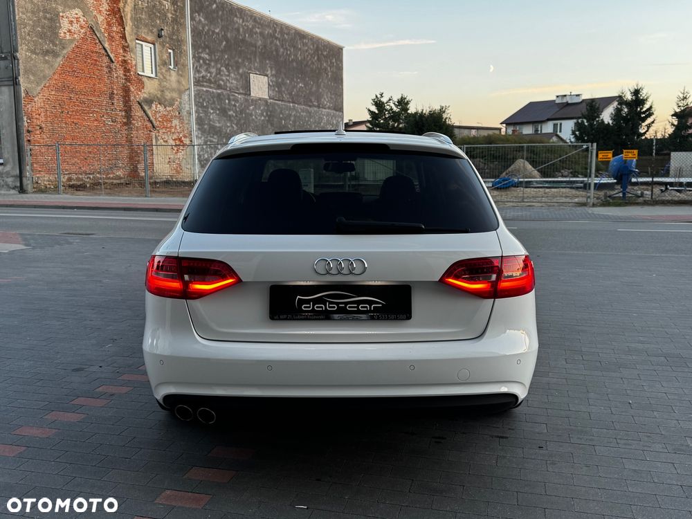 Audi A4 Avant 2.0 TDI DPF clean diesel multitronic Ambiente - 16