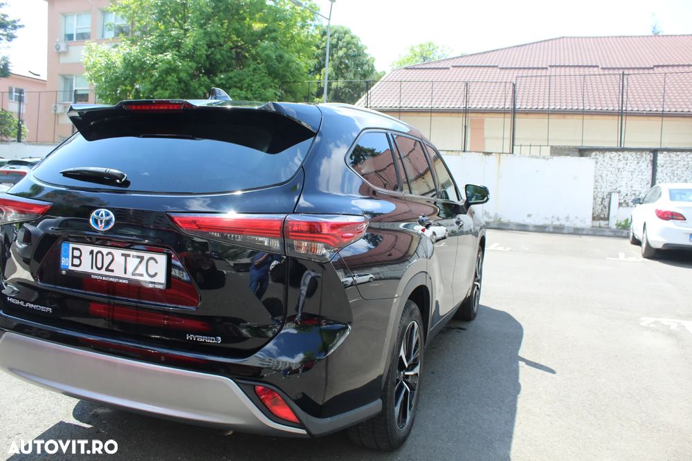 Toyota Highlander 2.5 L Dynamic Force 248CP Luxury Pearly - 2