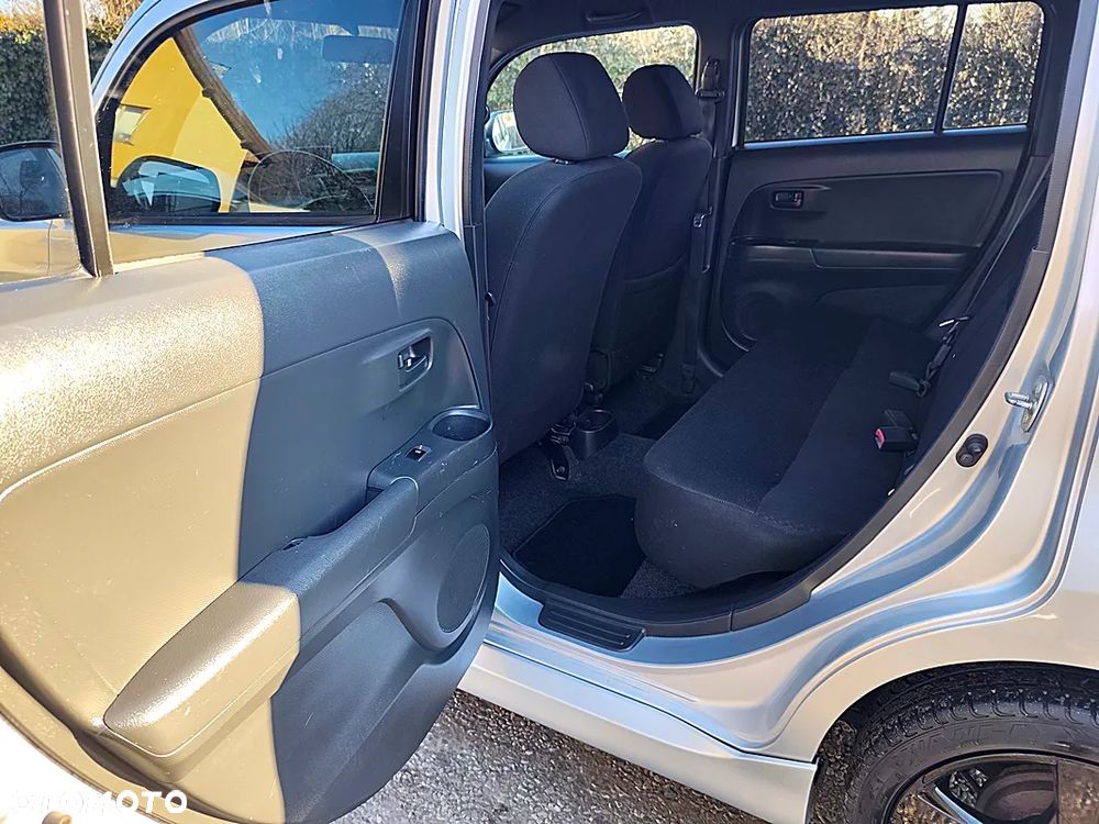 Daihatsu Materia - 19