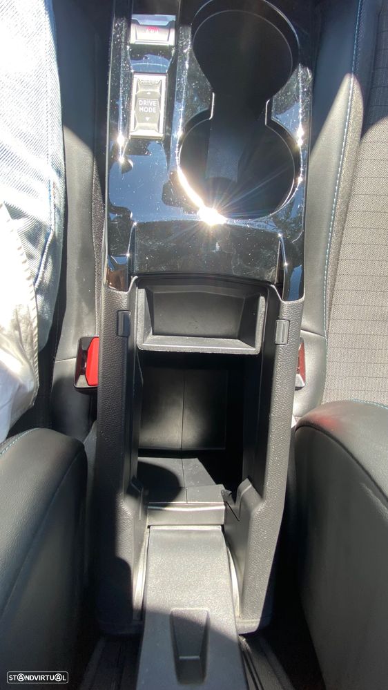 Peugeot e-2008 50 kWh Allure Pack - 50