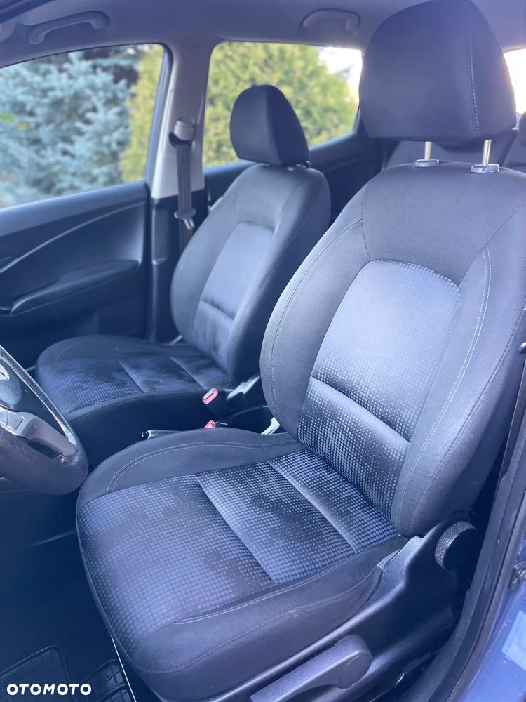 Hyundai ix20 1.4 Comfort blue - 15