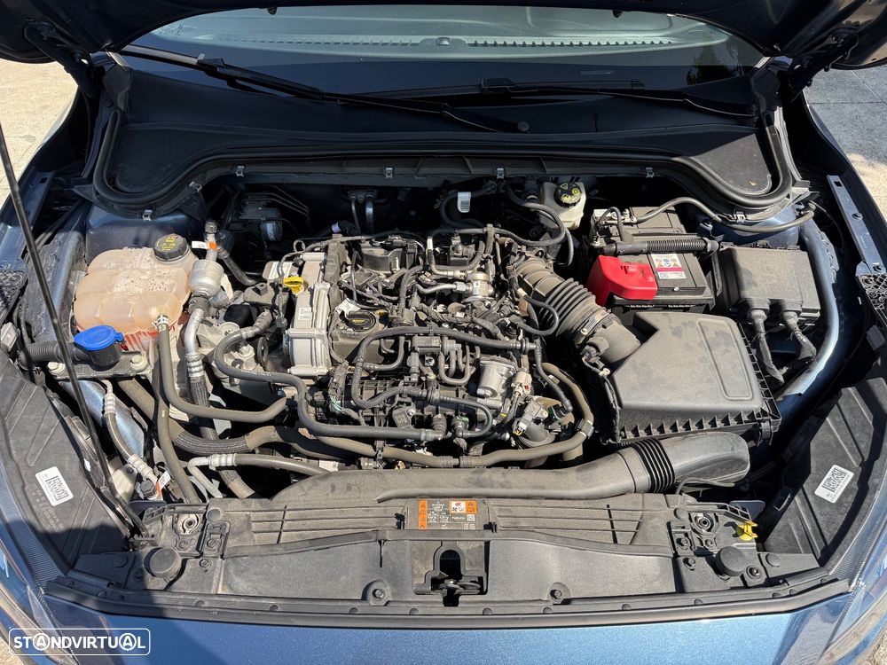 Ford Focus 1.0 EcoBoost Active X - 25