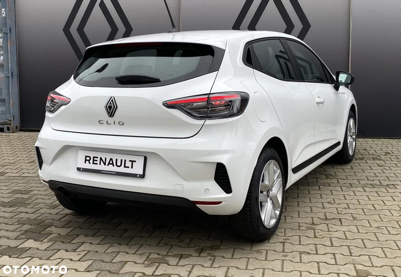 Renault Clio - 6