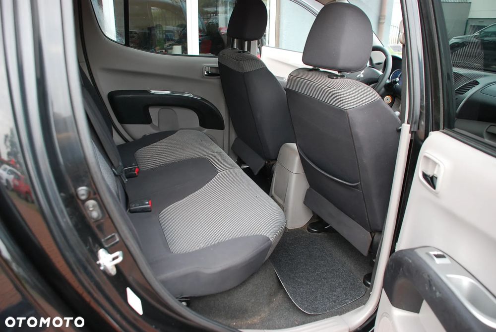 Mitsubishi L200 - 17