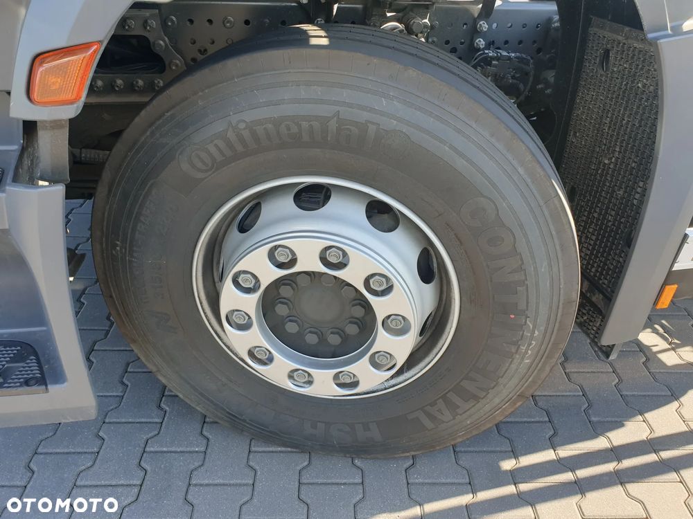Mercedes-Benz Actros 2542L 6x2 - 10