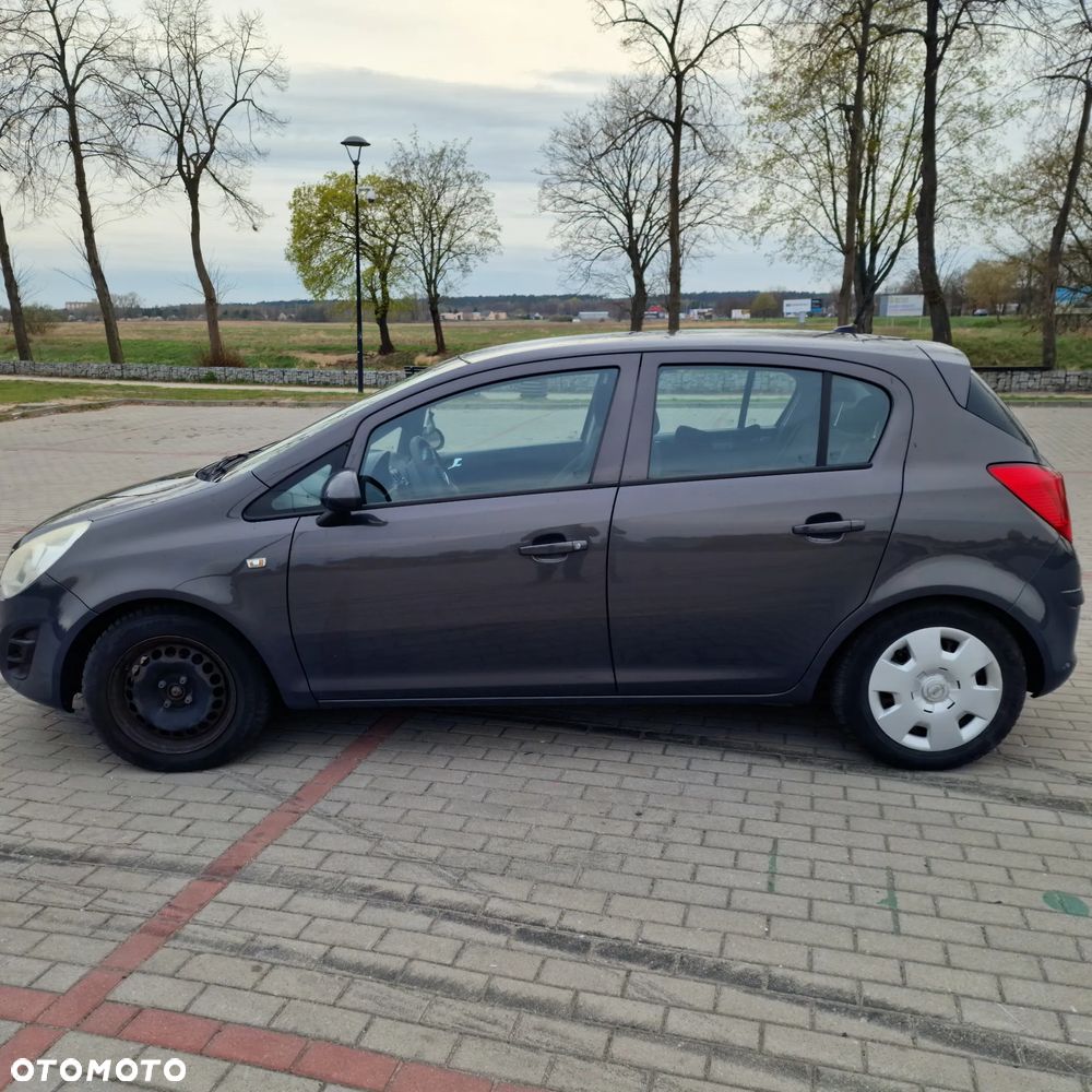 Opel Corsa - 2