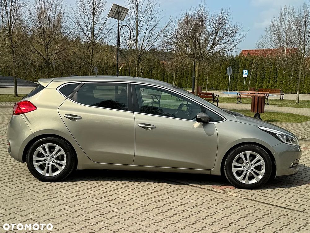 Kia Ceed 1.6 GDI Platinum Edition - 12