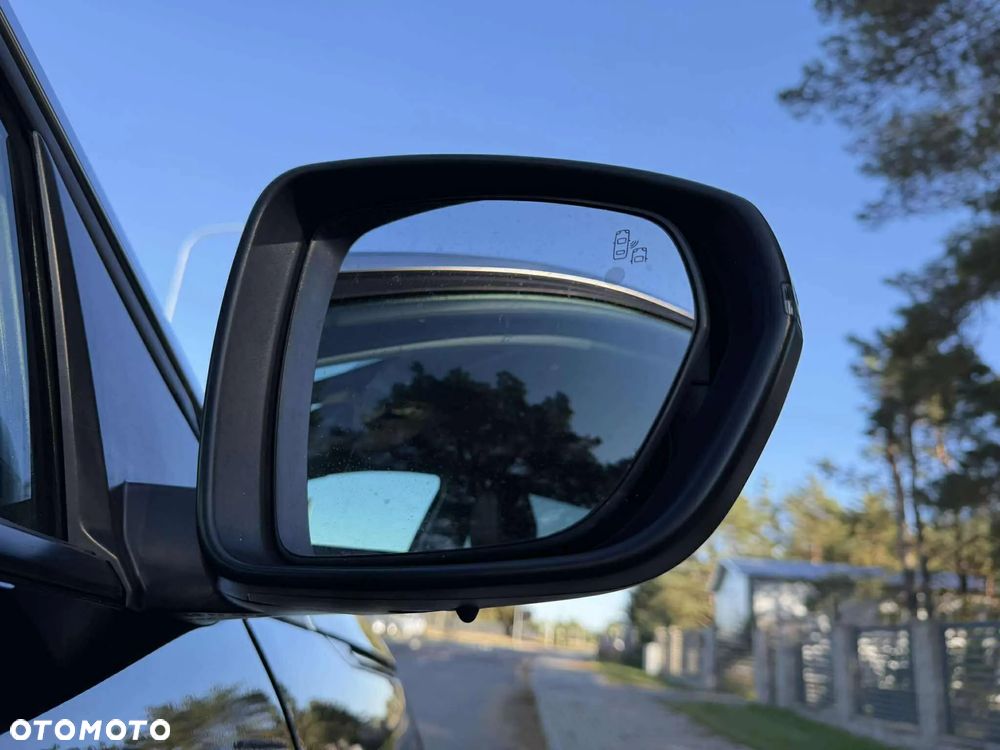 Peugeot 3008 1.6 BlueHDi Allure S&S - 17