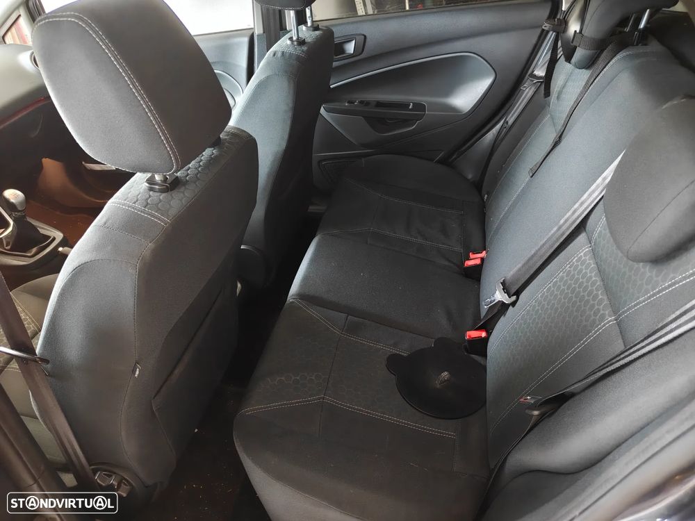 Ford Fiesta 1.4 TDCi Titanium - 11