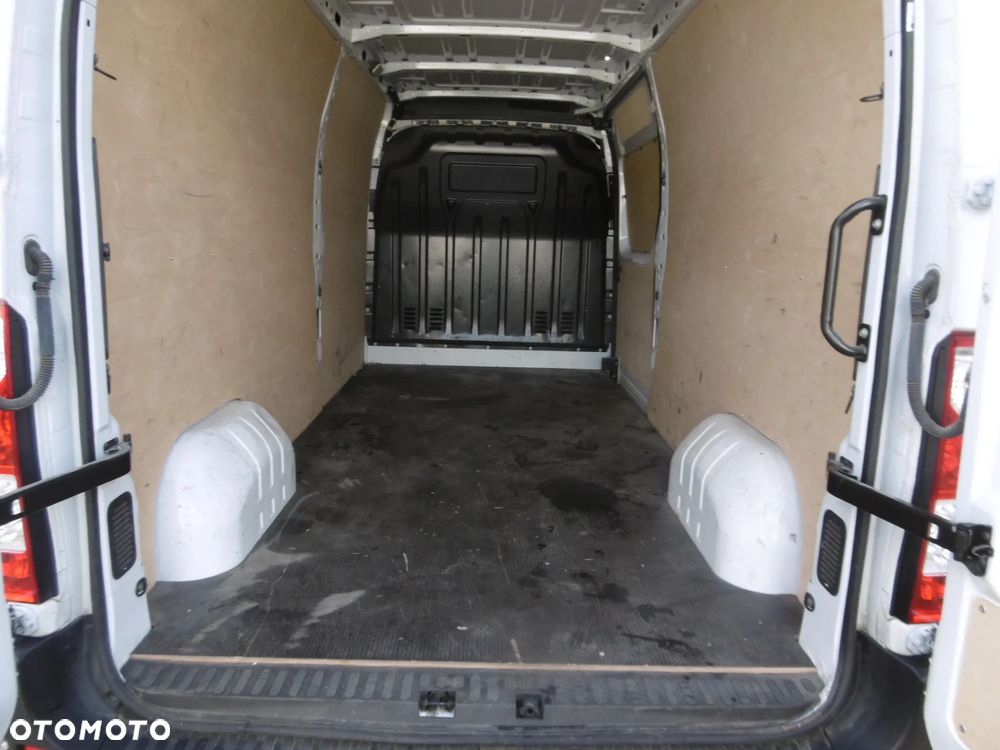 Renault Master - 10