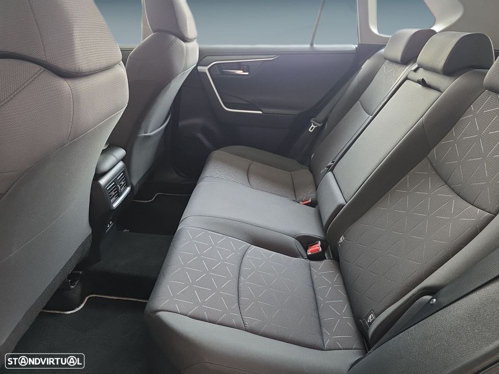 Toyota RAV4 2.5 HDF Comfort - 14