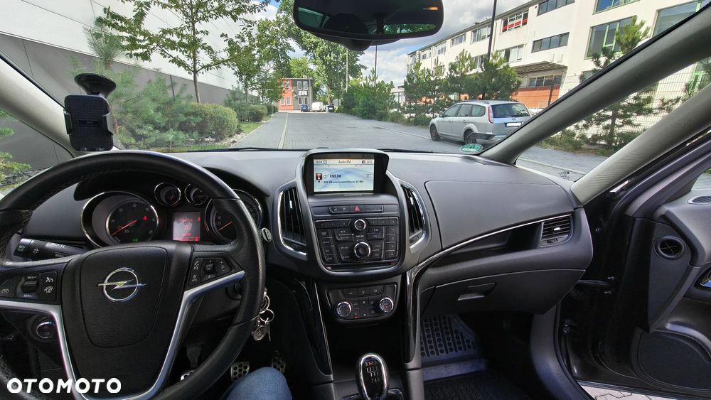 Opel Zafira Tourer 2.0 CDTI Edition - 16