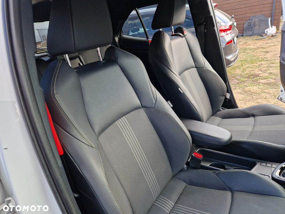 Toyota Yaris Cross Hybrid 1.5 Premiere Edition - 18