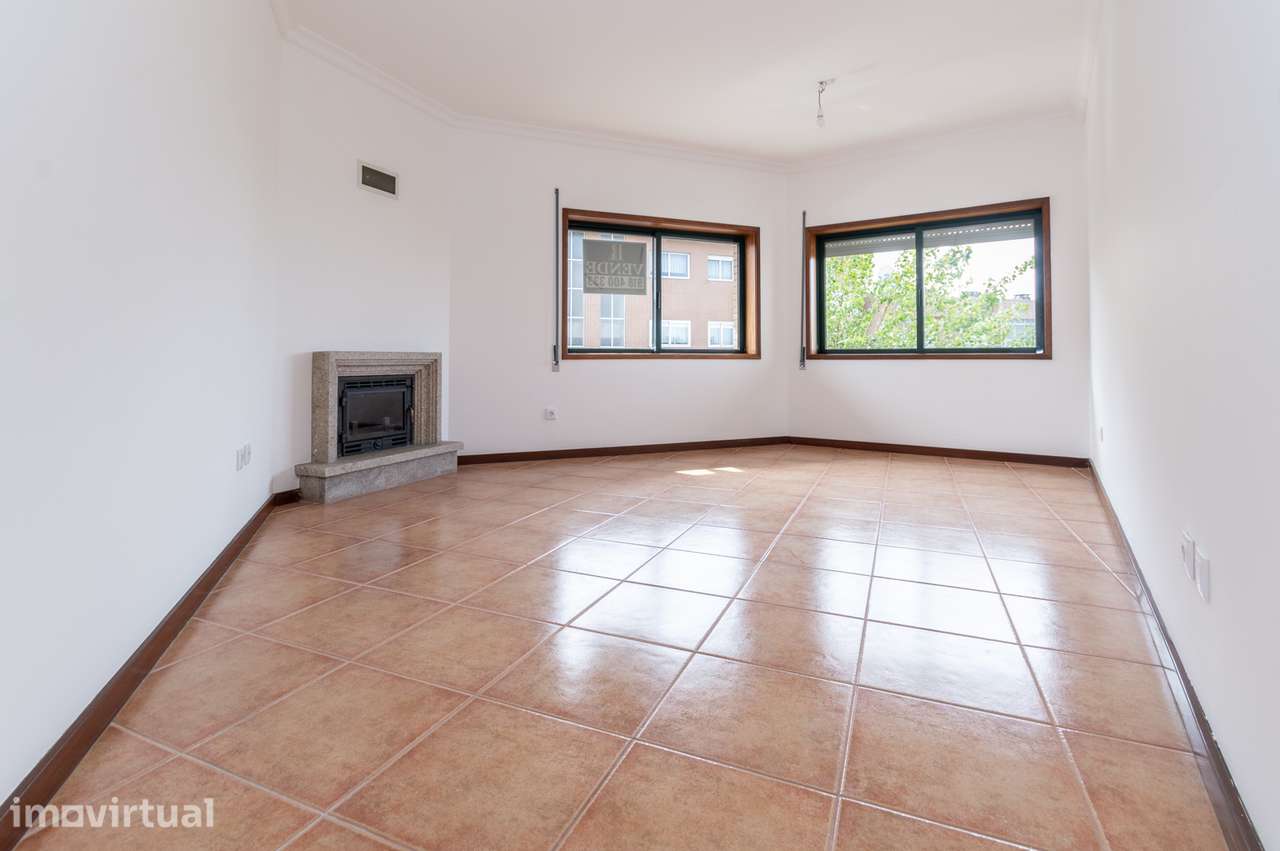 Apartamento T2 em São João de Ver - Grande imagem: 3/24