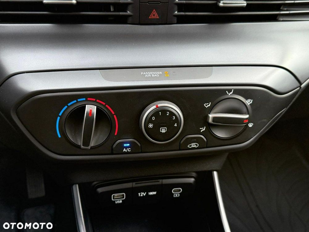 Hyundai i20 1.2 Modern - 26