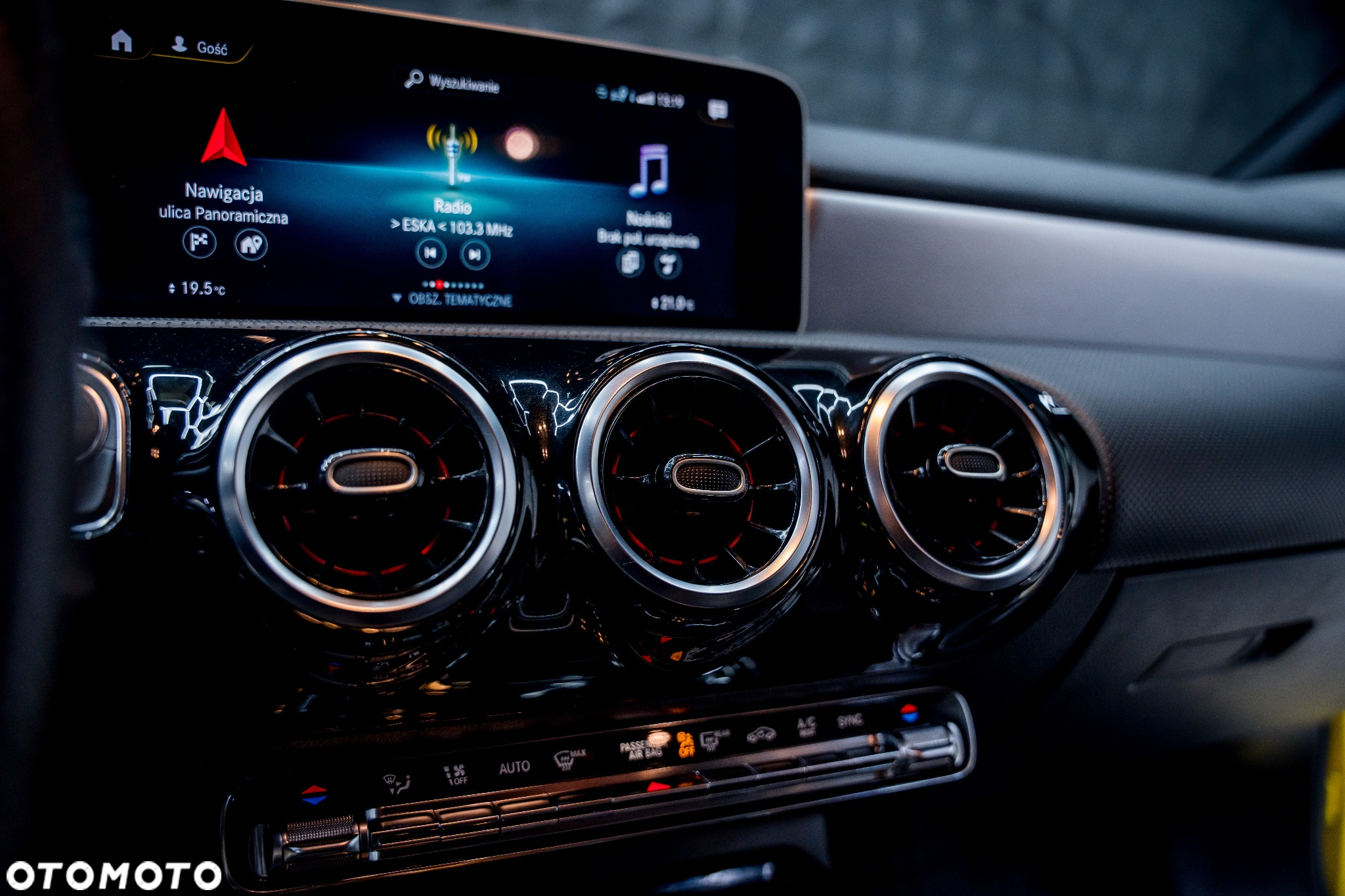 Mercedes-Benz Klasa A 35 AMG 4-Matic Edition 1 7G-DCT - 27