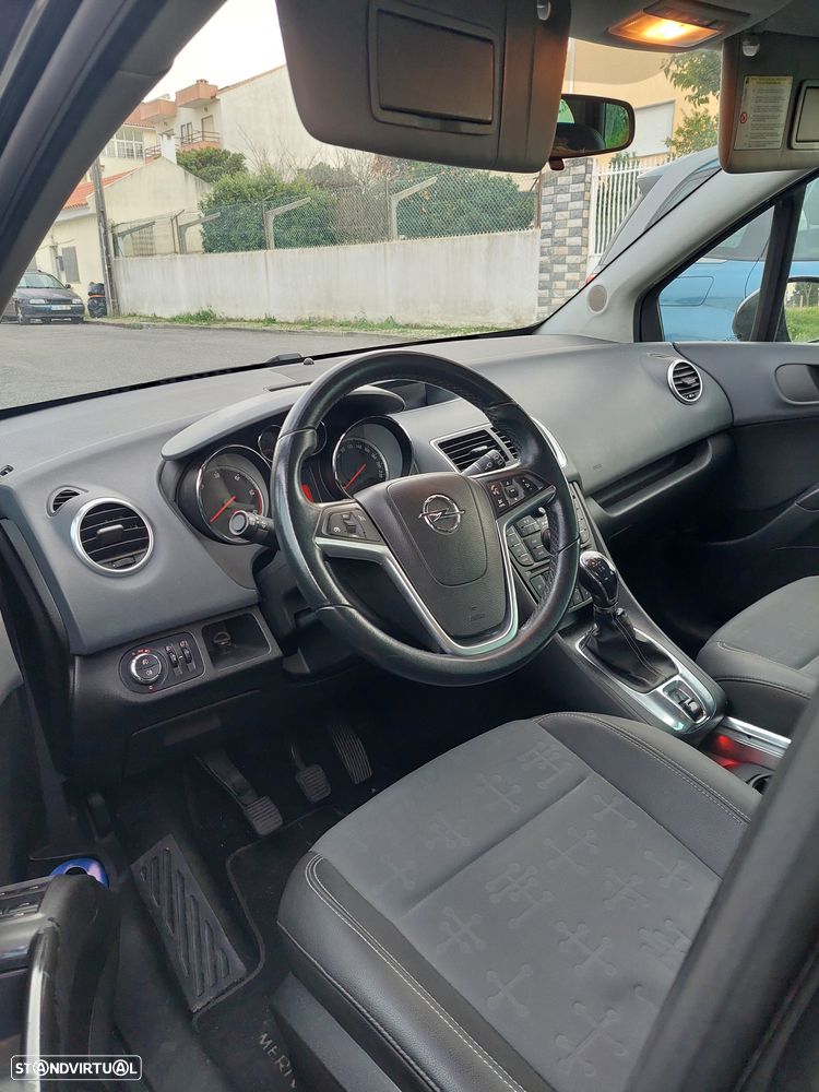Opel Meriva - 10