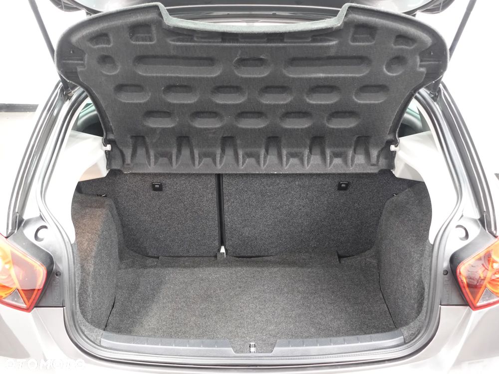 Seat Ibiza 1.4 16V Style - 24