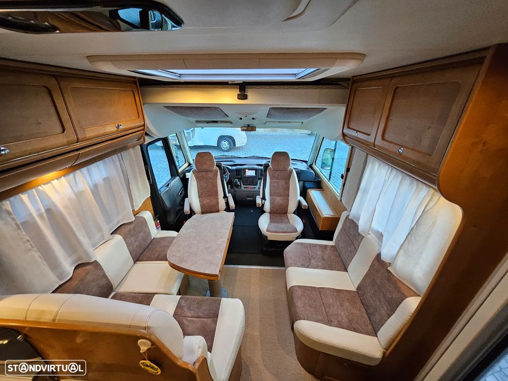 Rapido Le Randonneur 9097F CHASSI AL-KO Cama transversal + BASCULANTE - 20