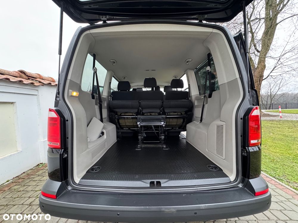 Volkswagen Multivan - 36