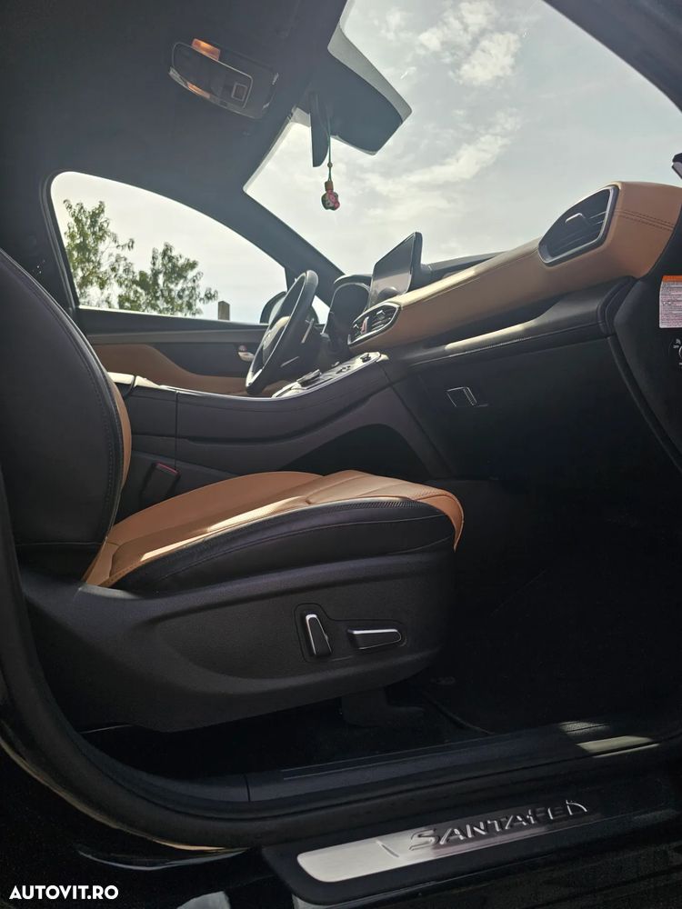 Hyundai Santa Fe ver-1-6-l-252-cp-4wd-6at-7-locuri-phev-calligraphy - 18