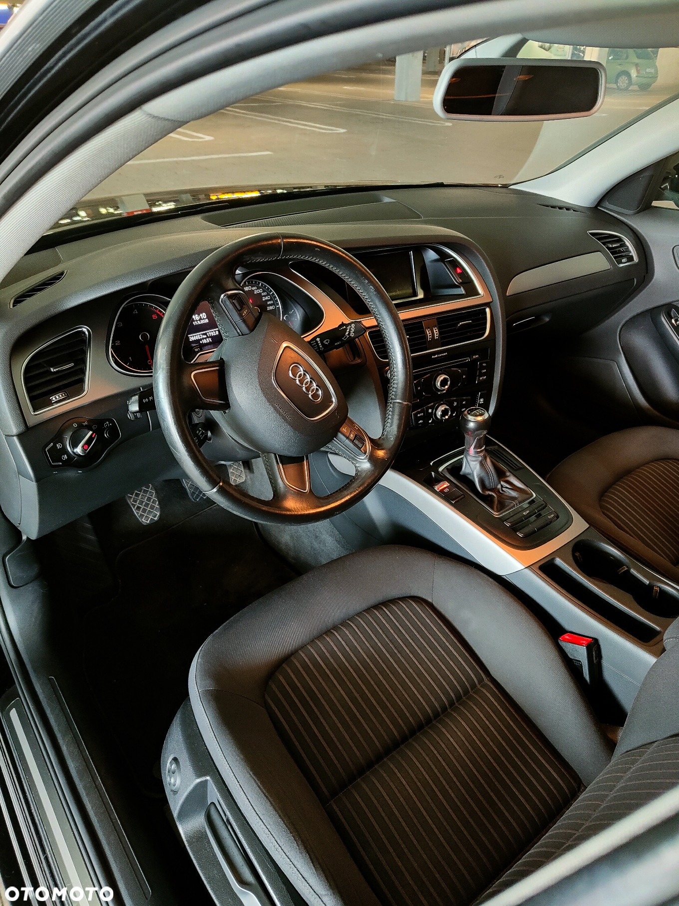 Audi A4 2.0 TDI DPF Ambiente - 9