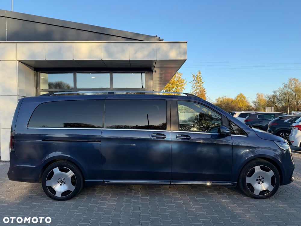 Mercedes-Benz V-Class 2024 photo 2