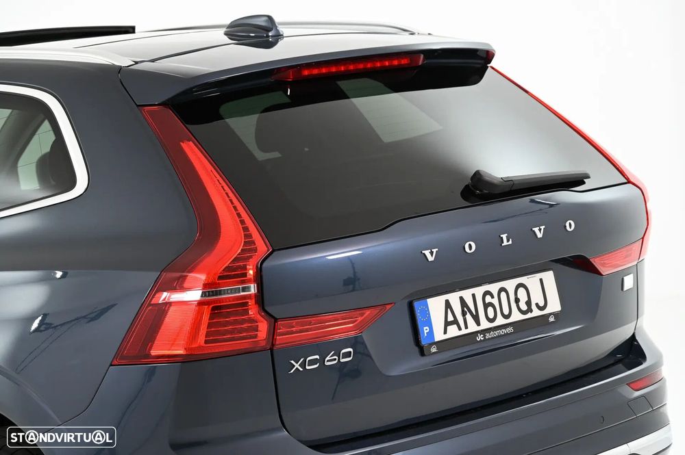 Volvo XC 60 2.0 T6 PHEV Inscription Expression AWD - 12