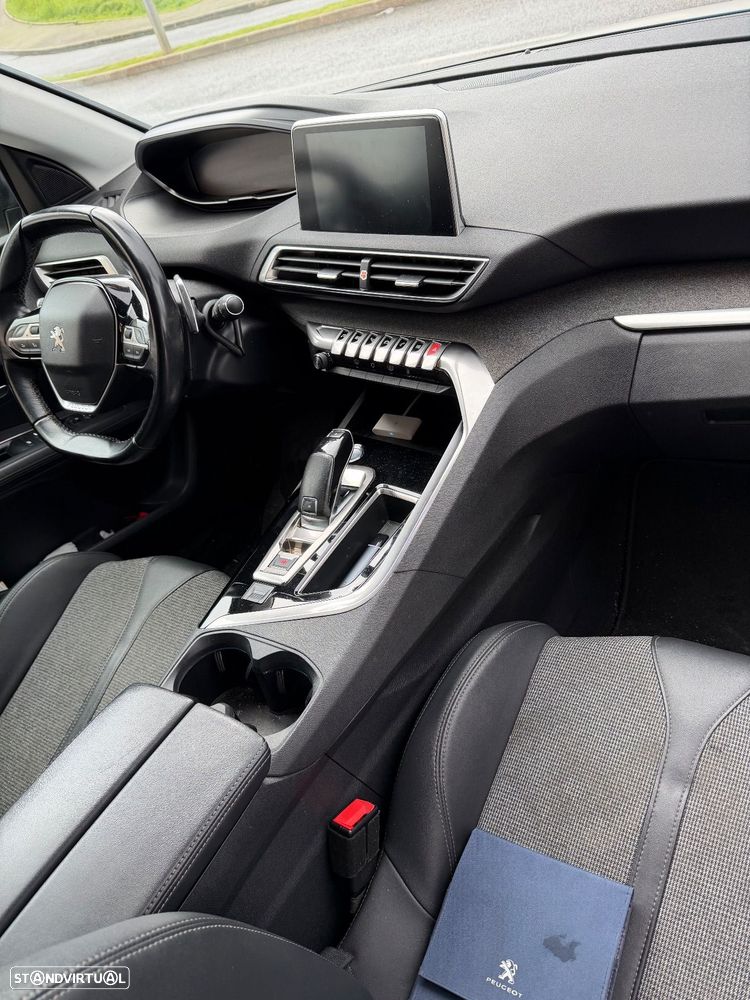 Peugeot 3008 BlueHDi 130 Stop & Start EAT8 Allure - 5