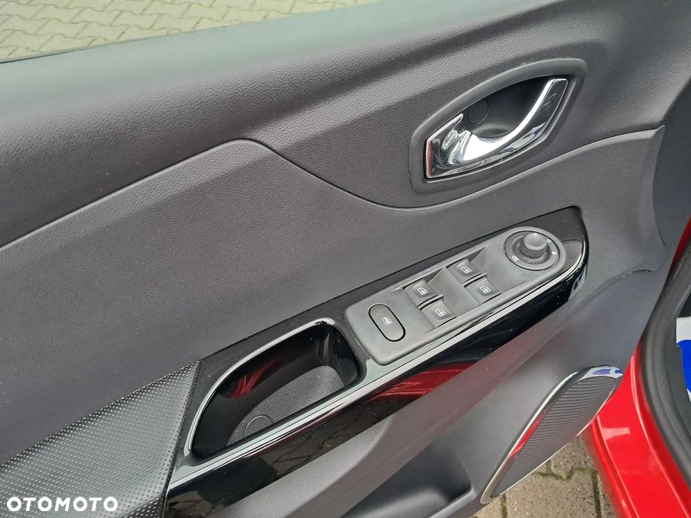 Renault Captur ENERGY TCe 120 EDC Initiale Paris - 20