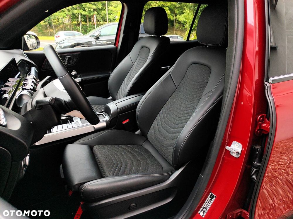 Mercedes-Benz GLB 200 Progressive 7G-DCT - 11