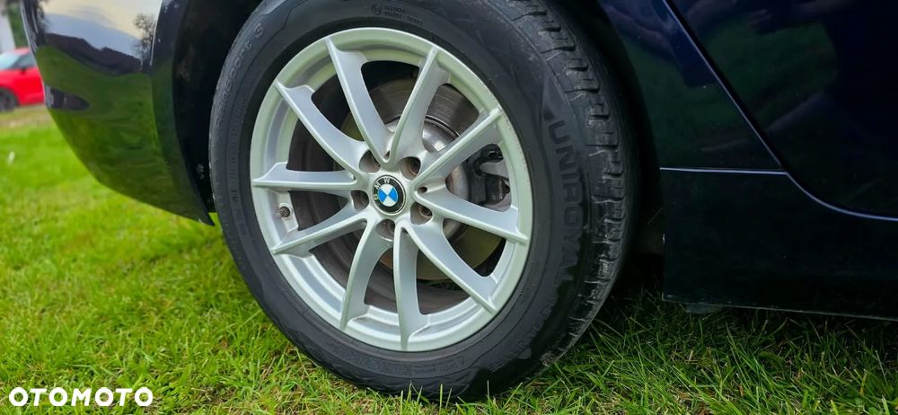 BMW Seria 5 520i - 12