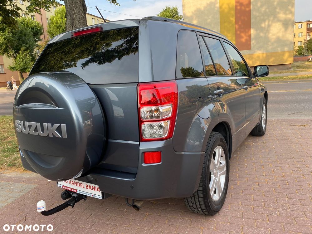 Suzuki Grand Vitara 2.0 Comfort Limited - 16