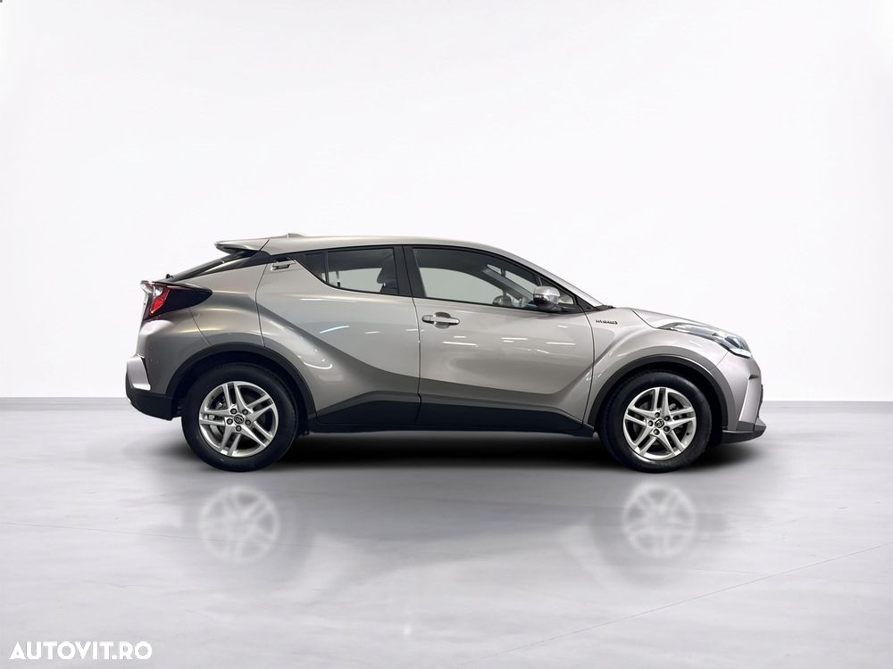 Toyota C-HR - 7